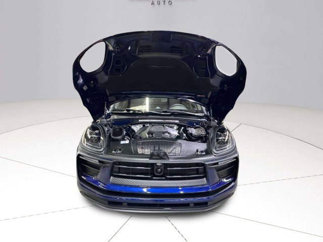 Used 2024 Porsche Macan image 93