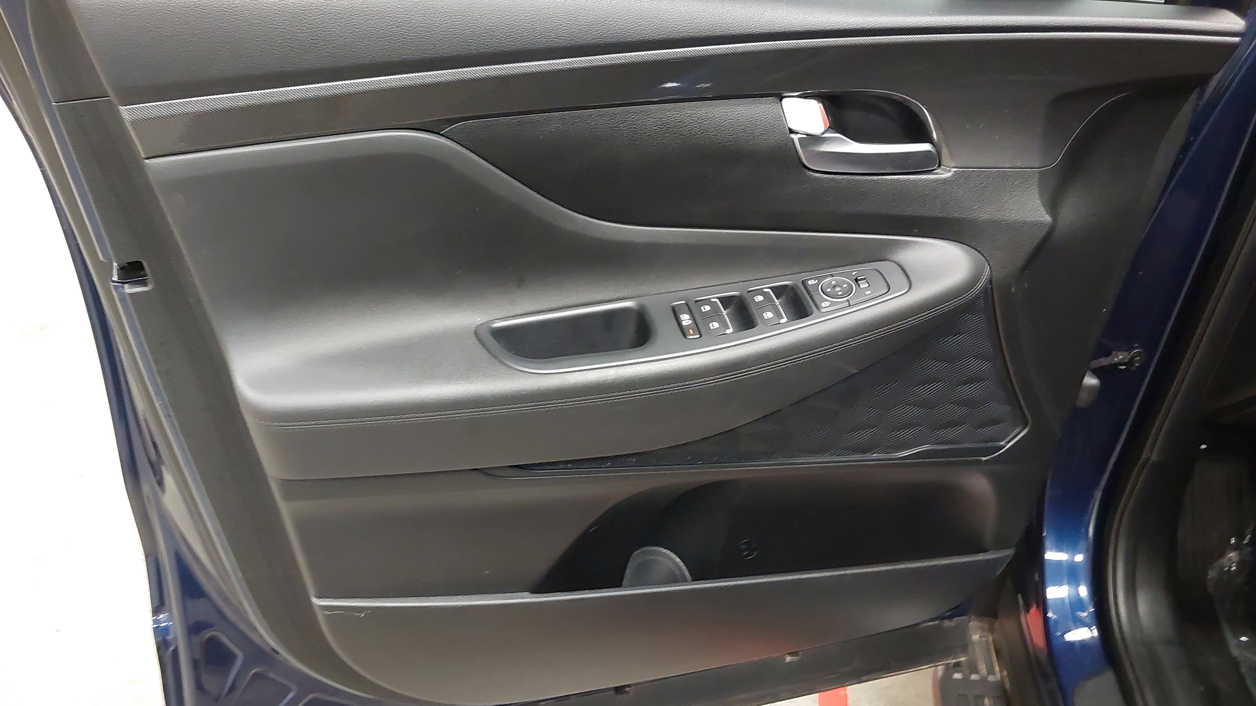 Used 2022 Hyundai Santa Fe XRT image 24