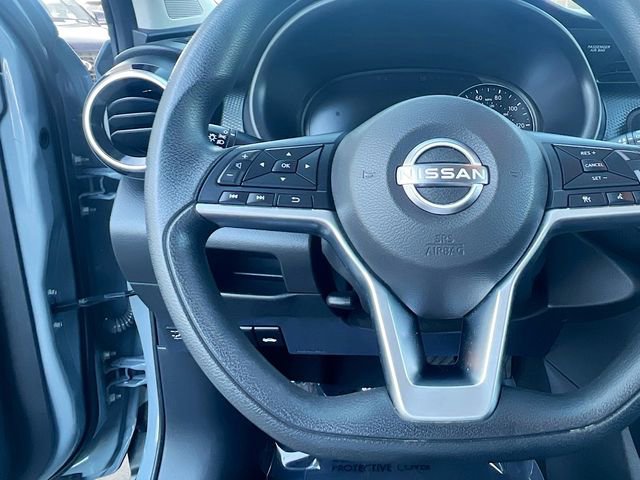 Used 2022 Nissan Kicks SV w/ Interior Electronics Package FWD image 11