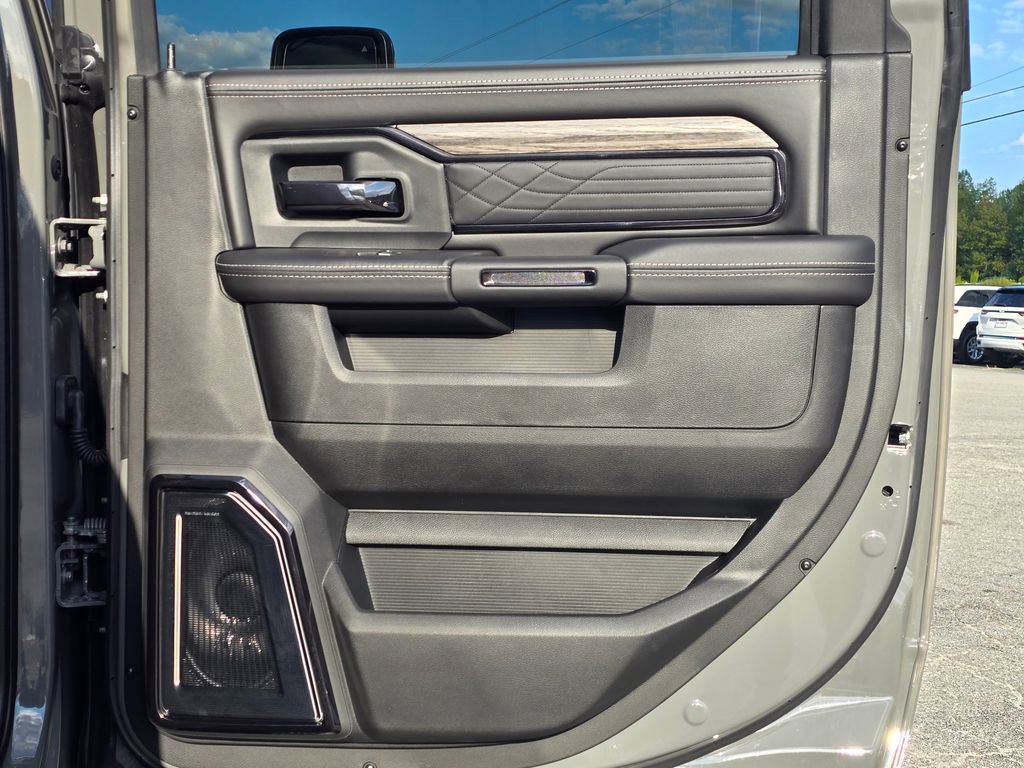 New 2026 RAM 2500 Limited image 38
