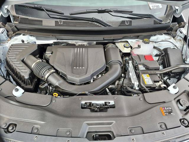 New 2027 Chevrolet Traverse LT w/ Sun and Wheel Package FWD image 17