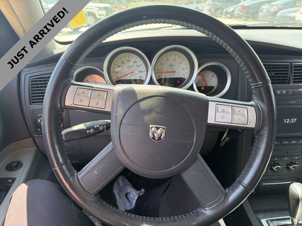 Used 2005 Dodge Magnum R/T w/ Convenience Group II image 12