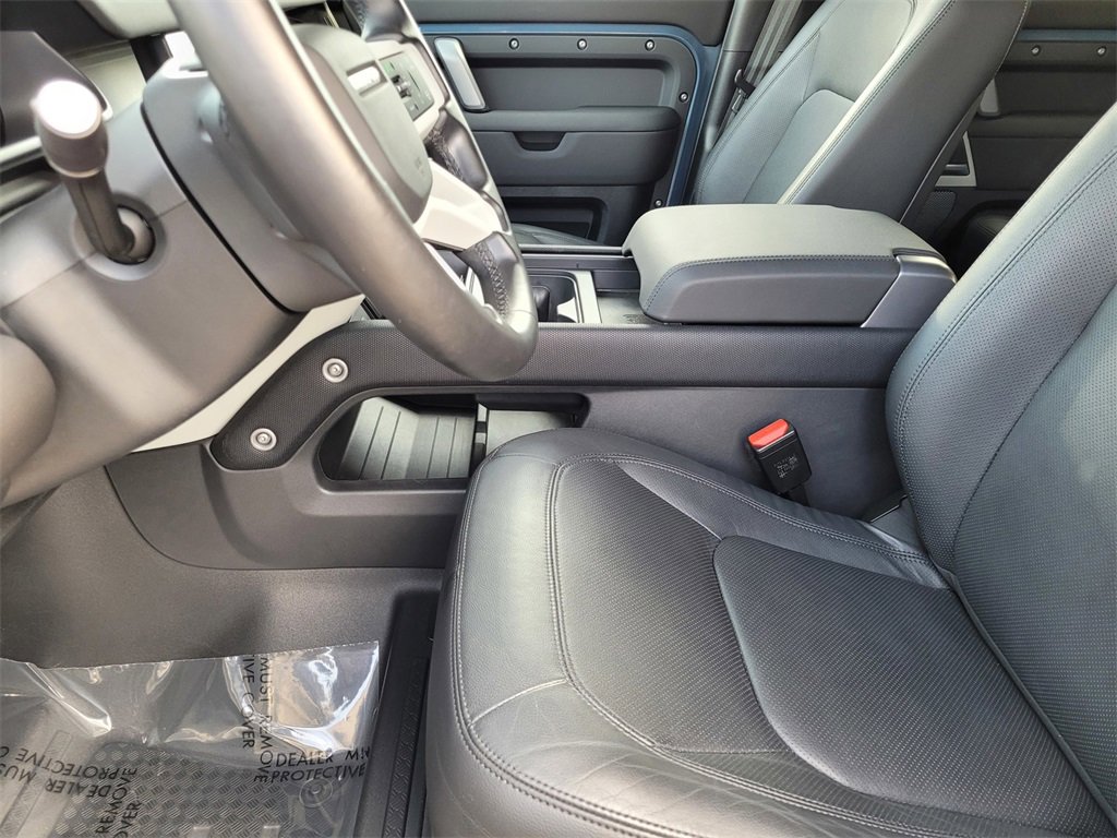 Used 2024 Land Rover Defender 110 S image 22