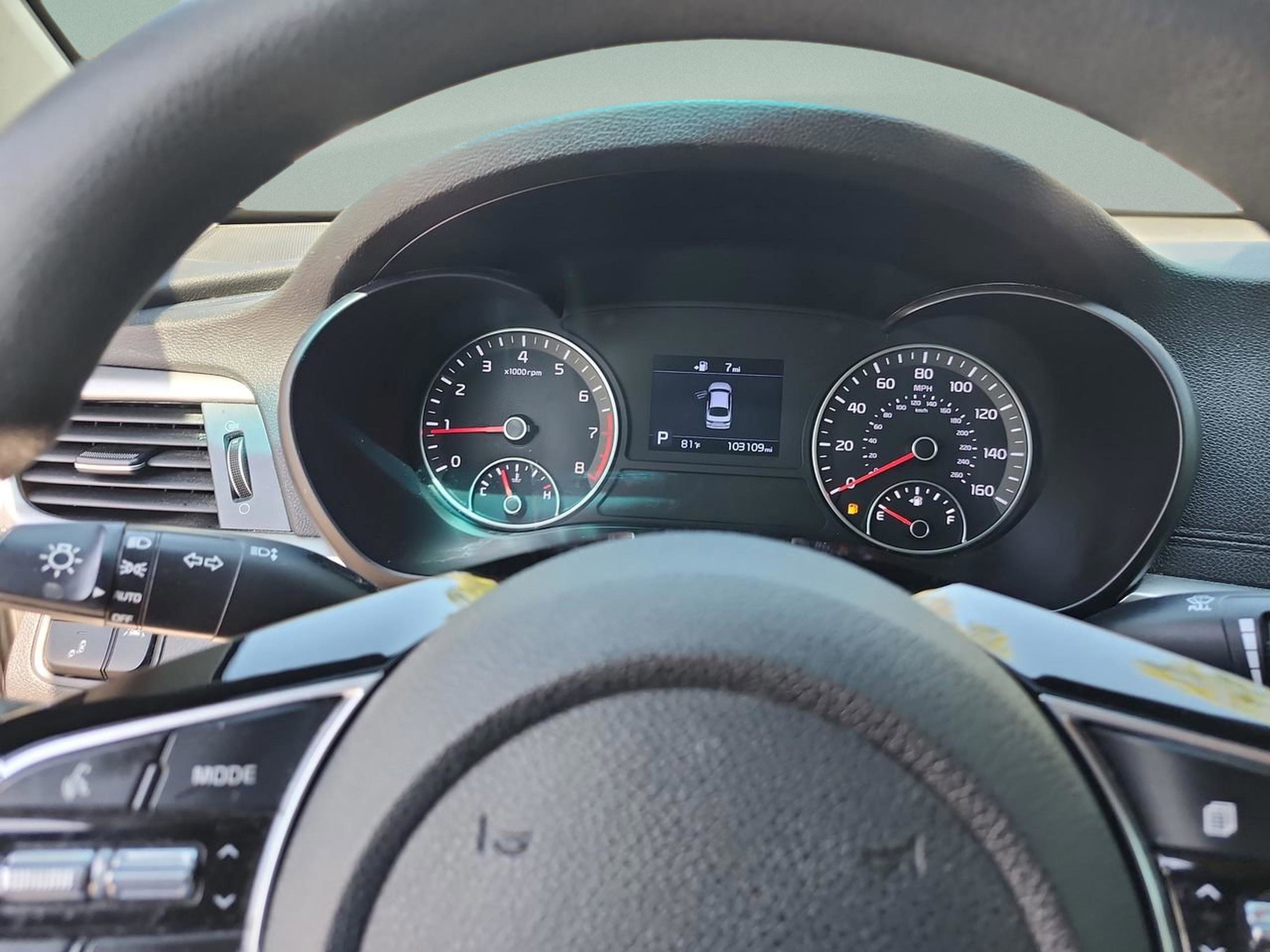 Used 2019 Kia Optima LX image 10