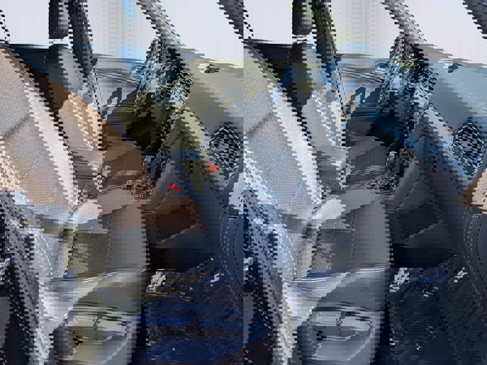 Used 2021 Volkswagen Tiguan SE R-Line image 9