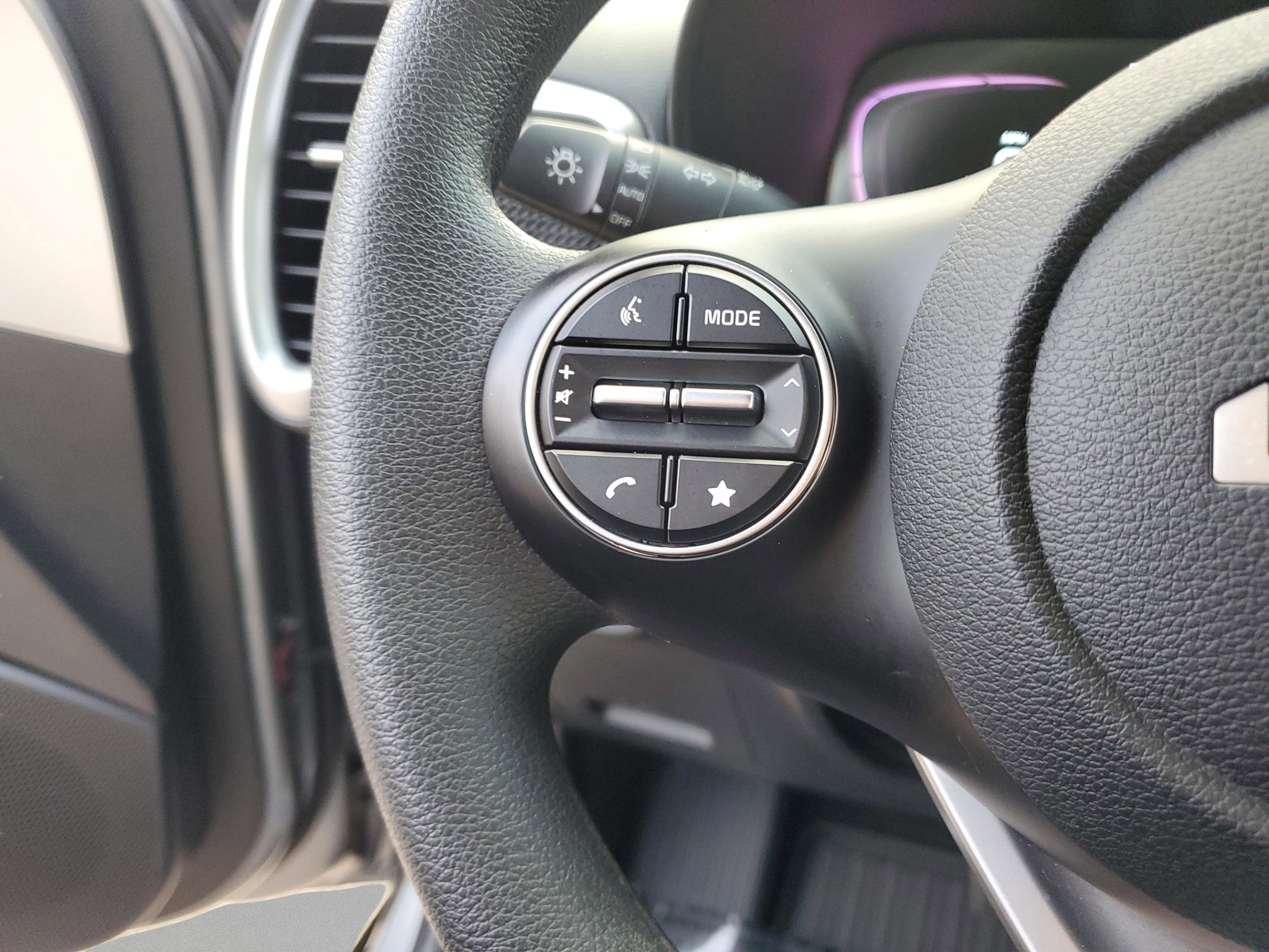 Certified 2024 Kia Soul LX w/ Option Group 015 FWD image 28