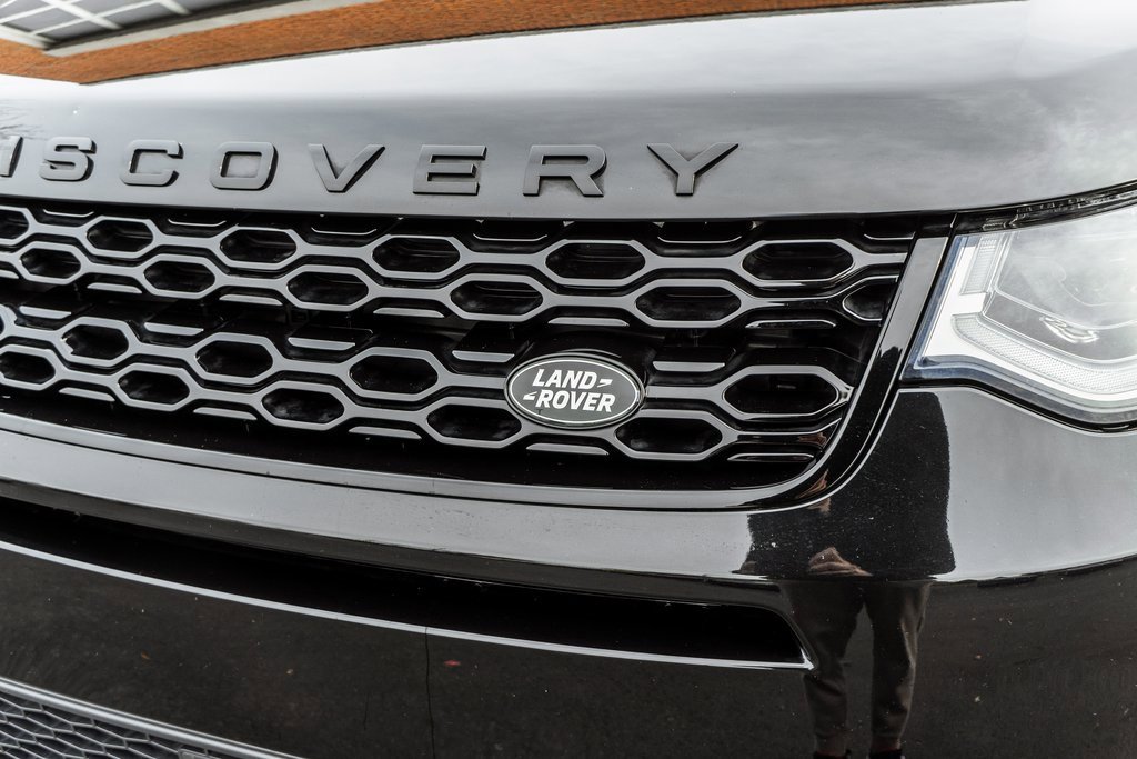 Used 2023 Land Rover Discovery Sport SE image 30