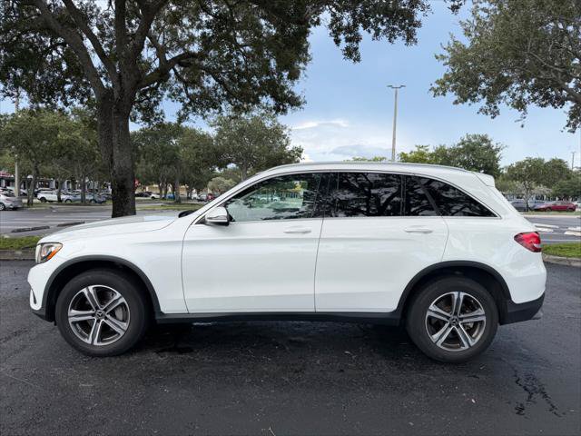 Used 2019 Mercedes-Benz GLC 300 image 4