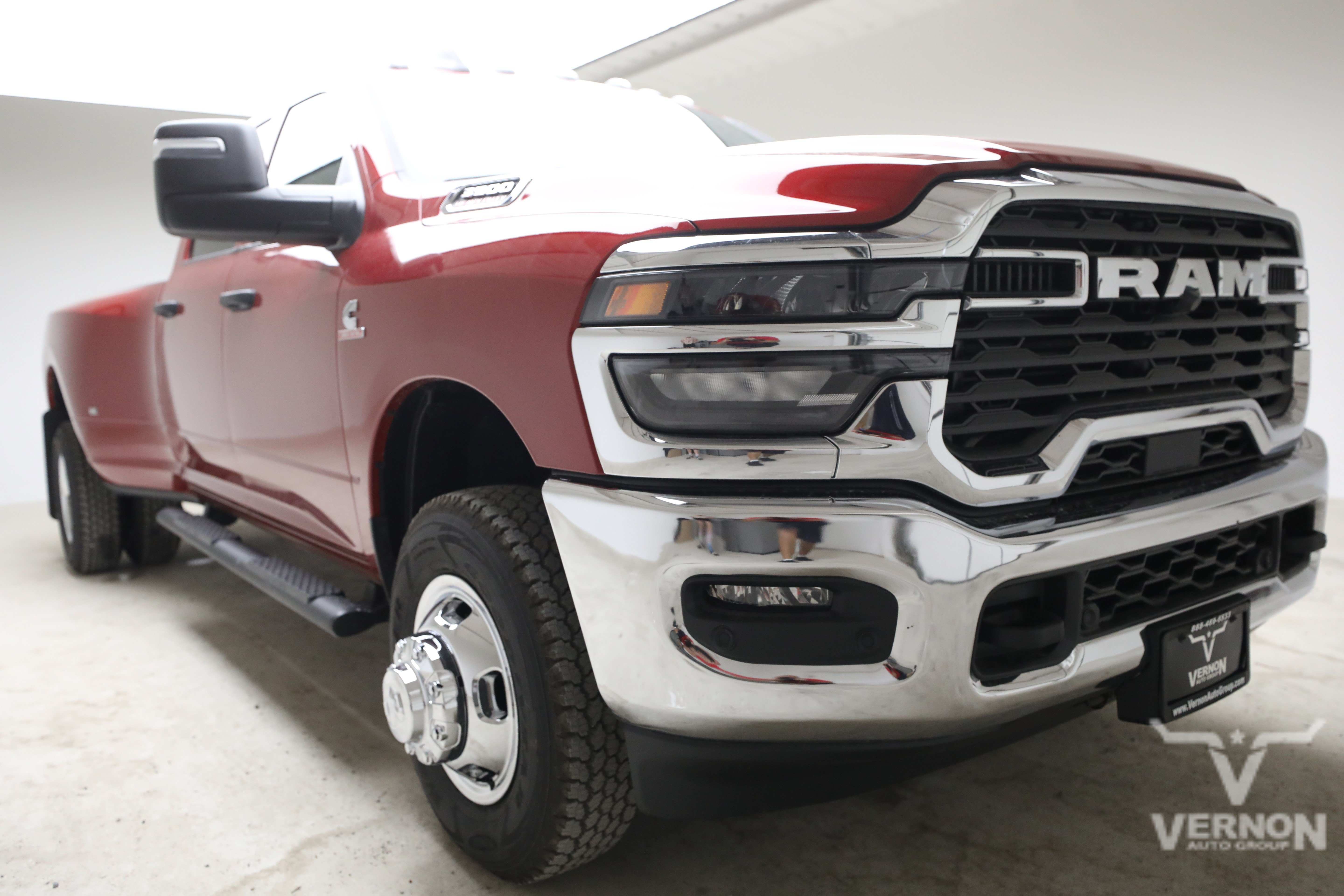 New 2026 RAM 3500 Tradesman AWD/4WD image 7