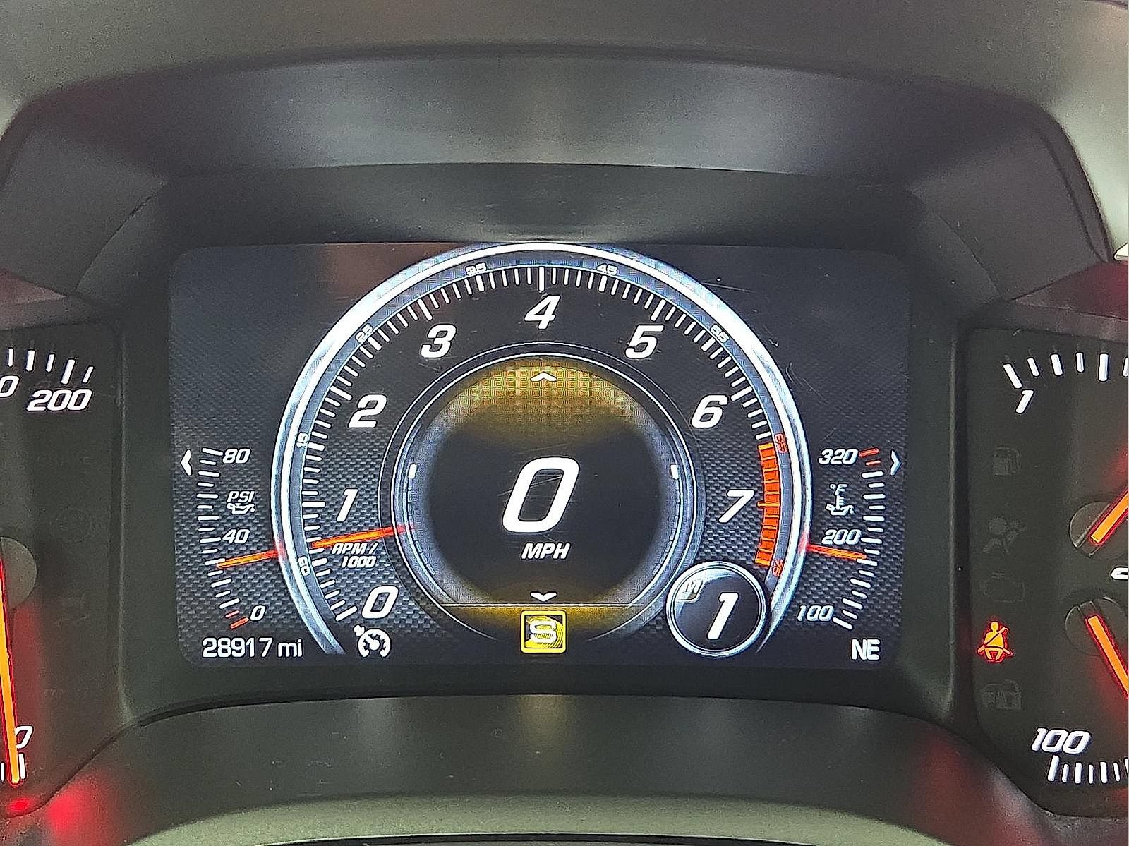 Used 2019 Chevrolet Corvette Stingray Coupe RWD image 23