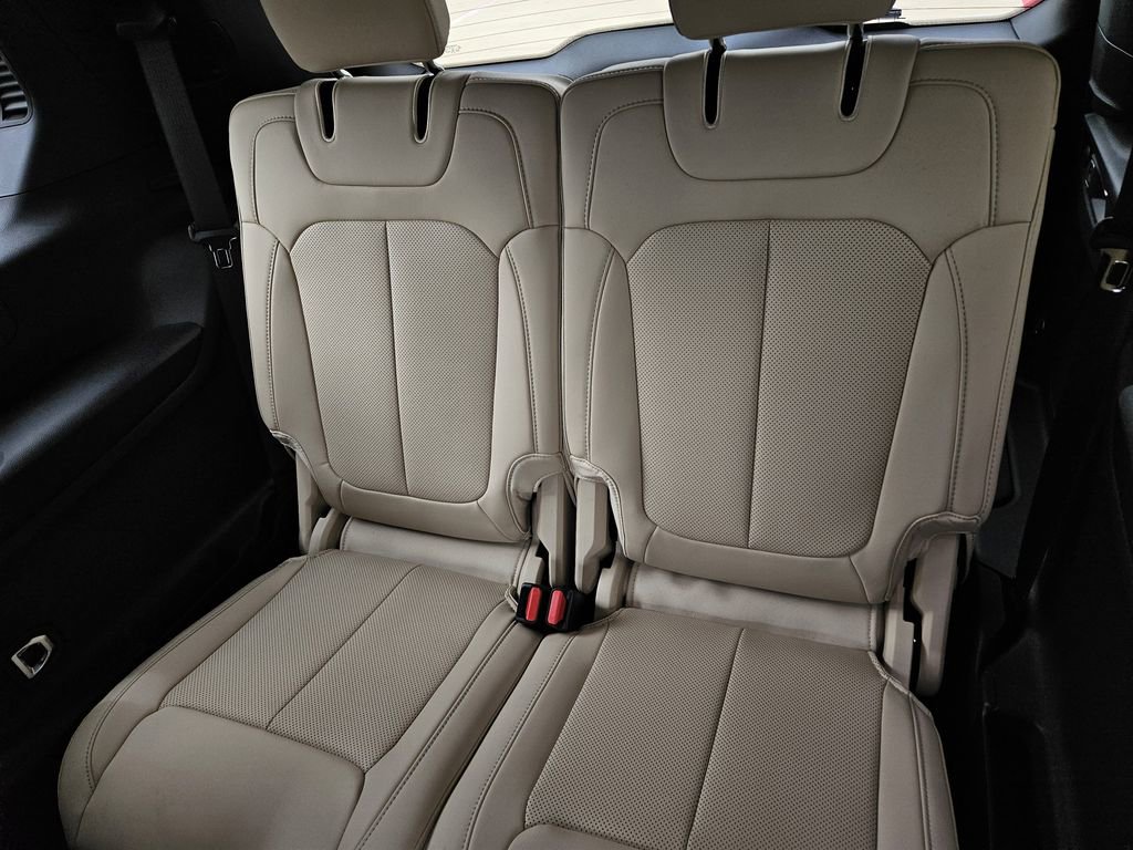 New 2026 Jeep Grand Cherokee L Limited image 15