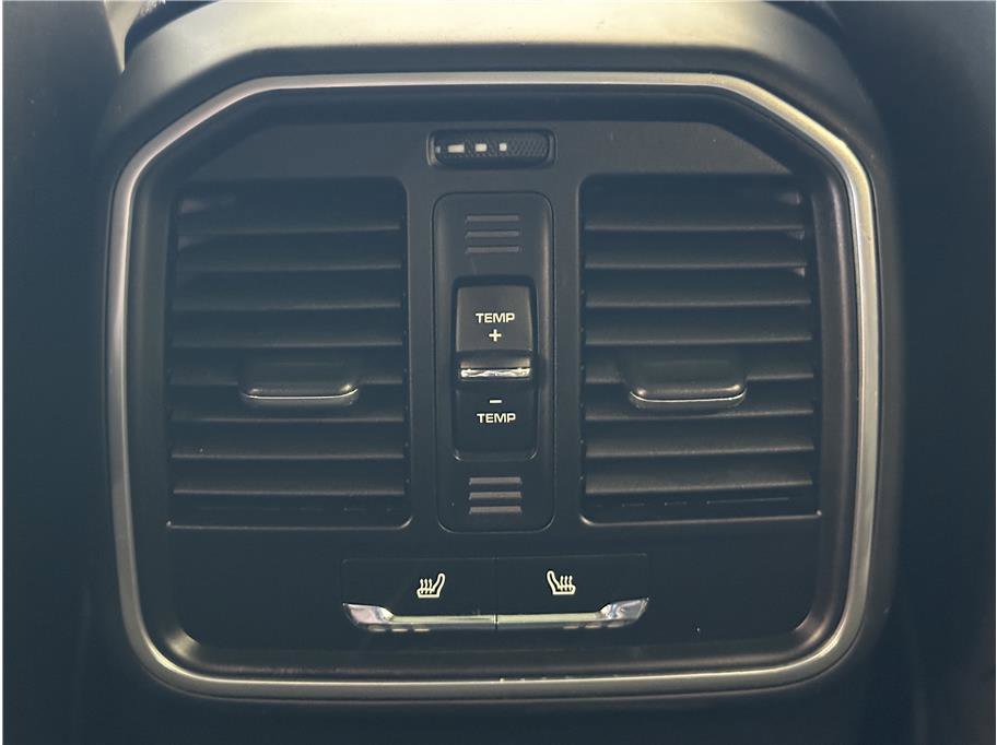 Used 2018 Porsche Macan Sport Edition image 20