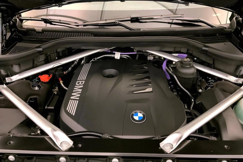 New 2027 BMW X7 xDrive40i AWD/4WD image 8