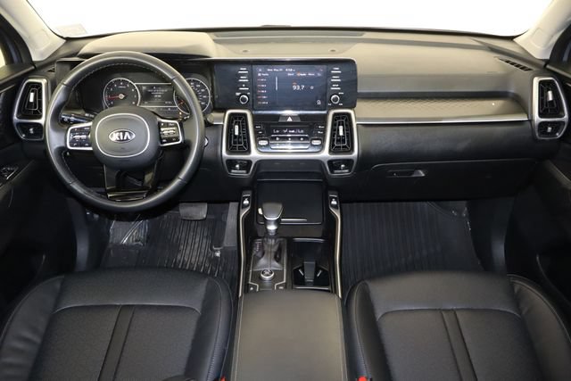 Used 2021 Kia Sorento S w/ Panoramic Sunroof Package FWD image 12