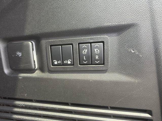 Used 2023 Chevrolet Tahoe RST w/ Luxury Package AWD/4WD image 12