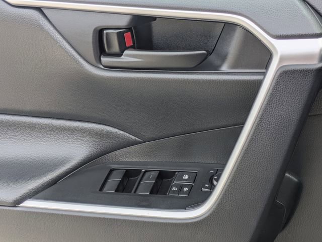 Used 2025 Toyota RAV4 LE image 23