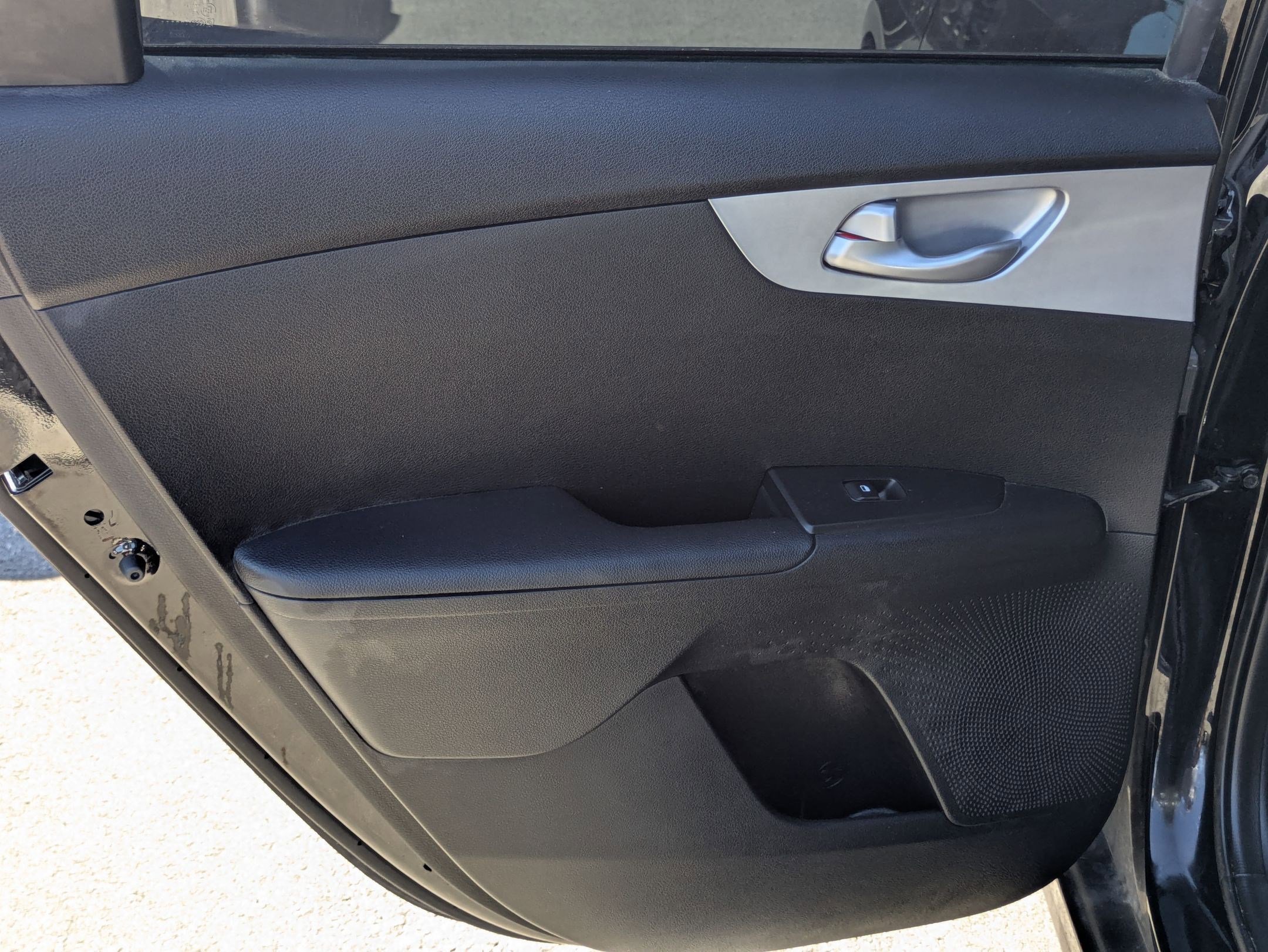 Used 2023 Kia Forte LX image 14