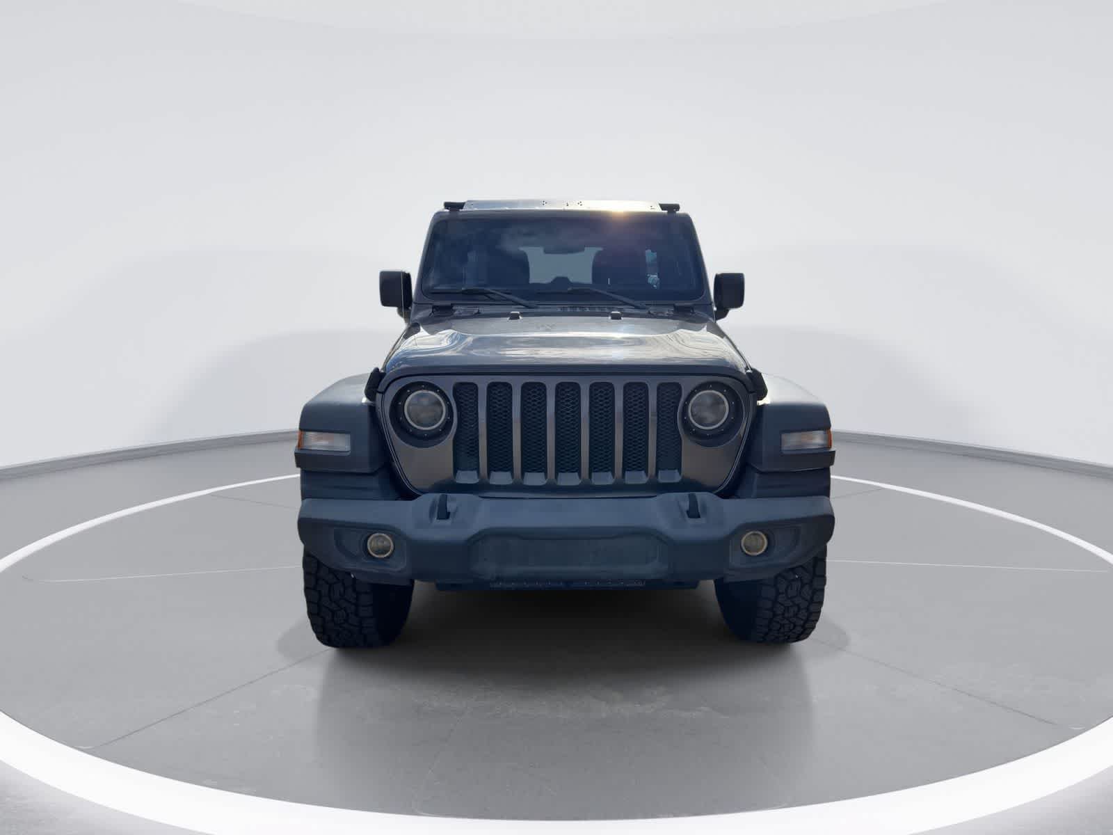 Used 2018 Jeep Wrangler Unlimited Sport AWD/4WD image 3