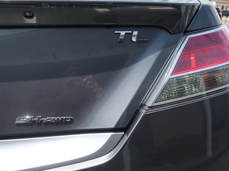 Used 2010 Acura TL SH-AWD image 9
