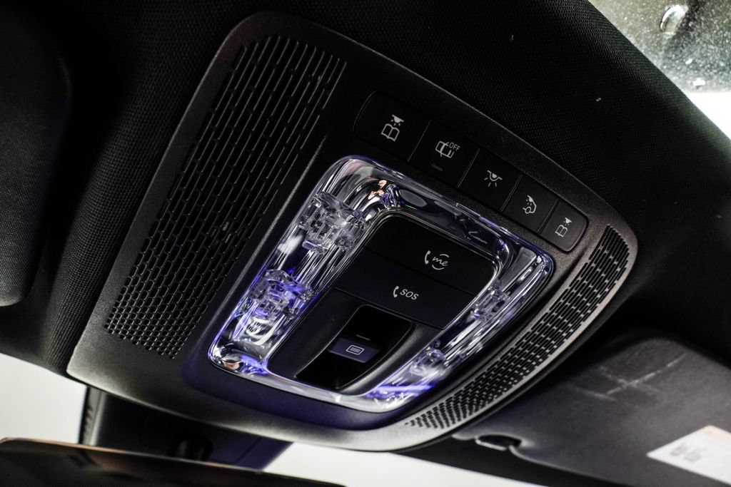 Used 2022 Mercedes-Benz CLA 250 image 43
