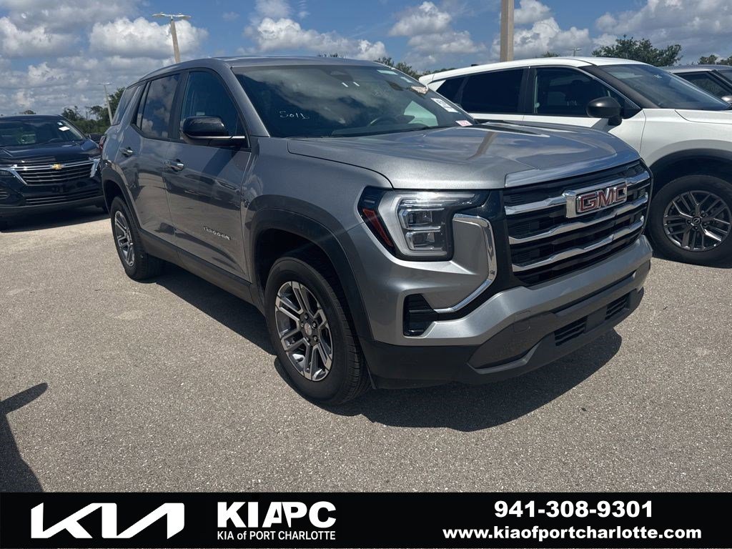 Used 2025 GMC Terrain Elevation