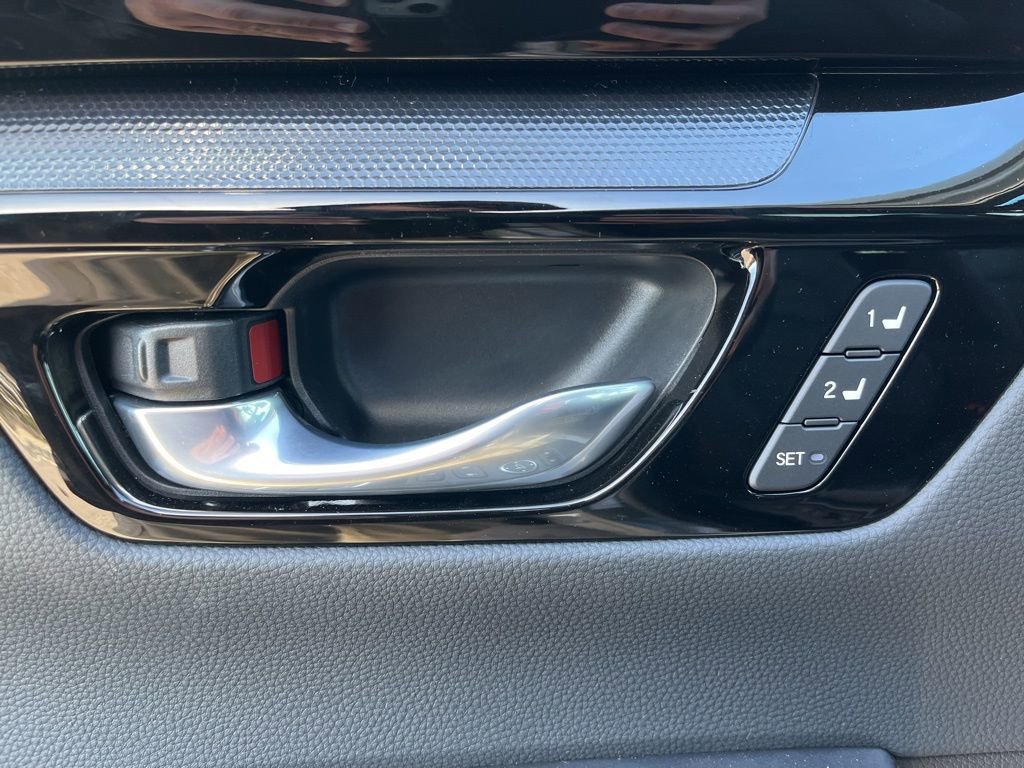 Used 2026 Honda CR-V Sport Touring image 13