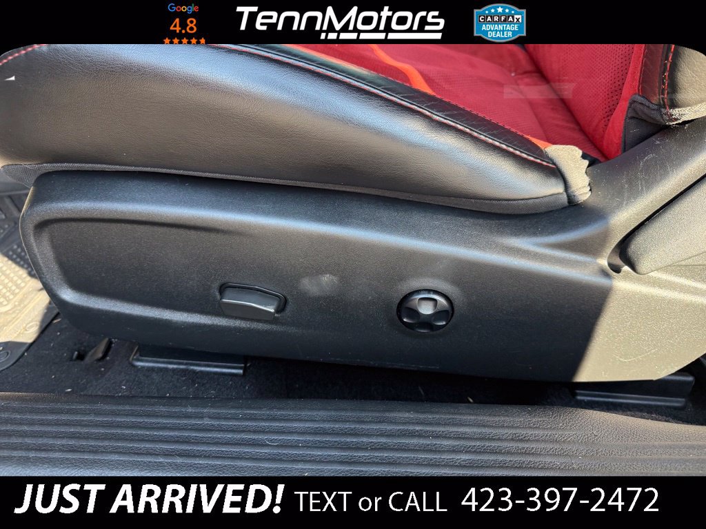Used 2021 Dodge Challenger R/T Scat Pack RWD image 12