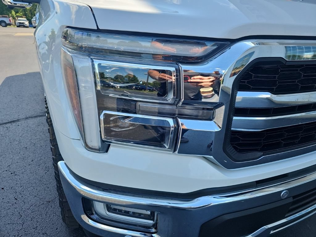 Used 2024 Ford F150 Lariat w/ Bed Utility Package AWD/4WD image 7