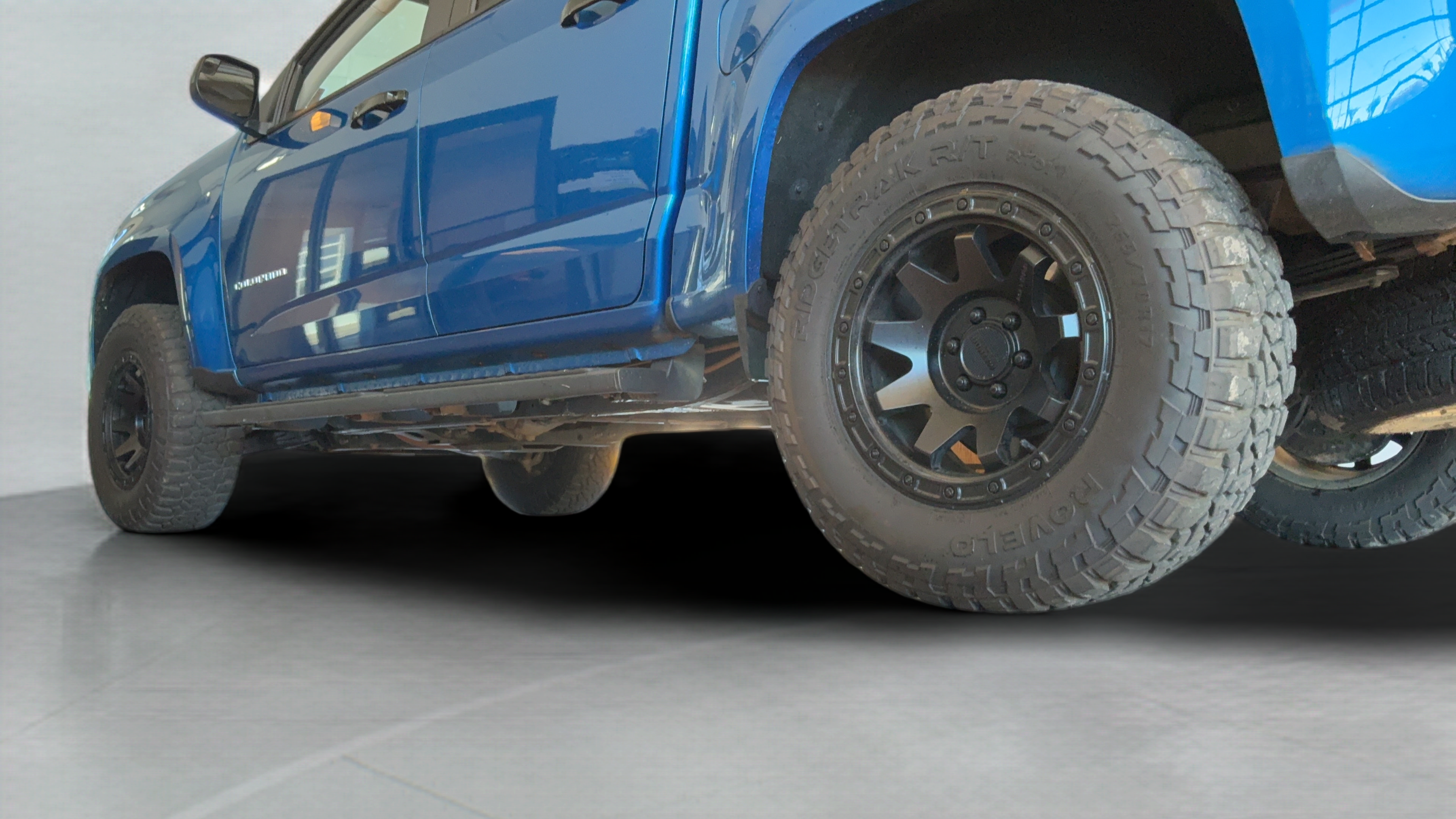 Used 2022 Chevrolet Colorado Z71 AWD/4WD image 37