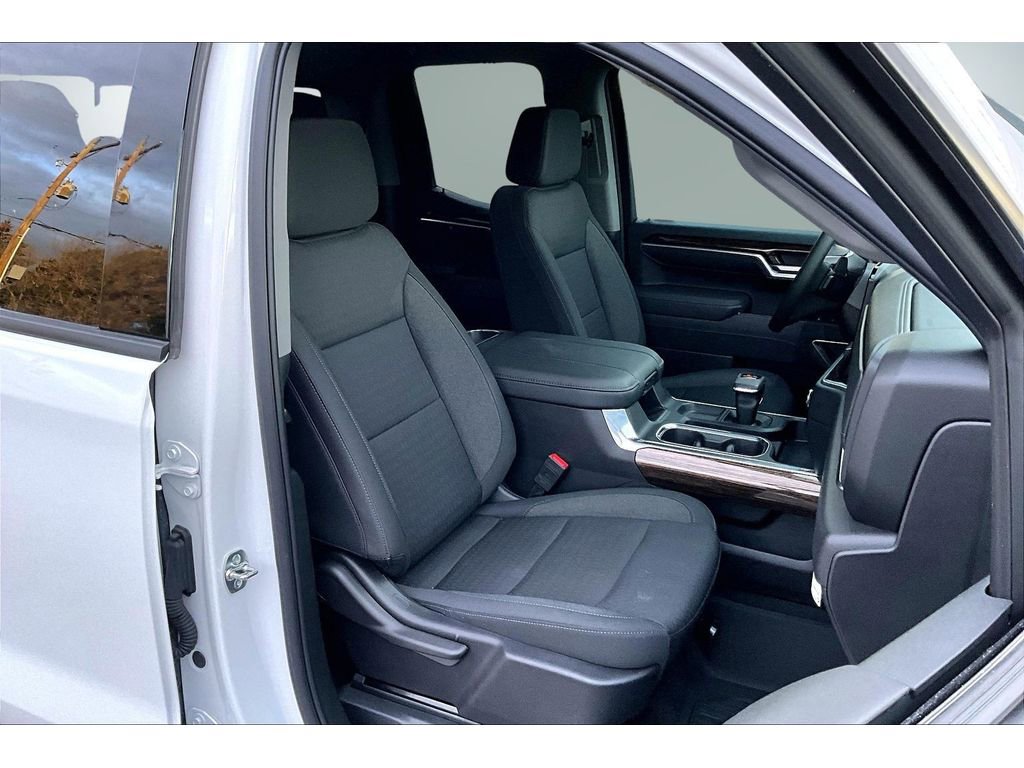 New 2025 GMC Sierra 1500 Elevation image 11