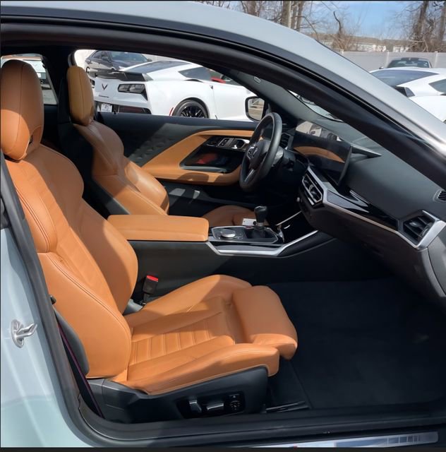 Used 2023 BMW M2 image 42