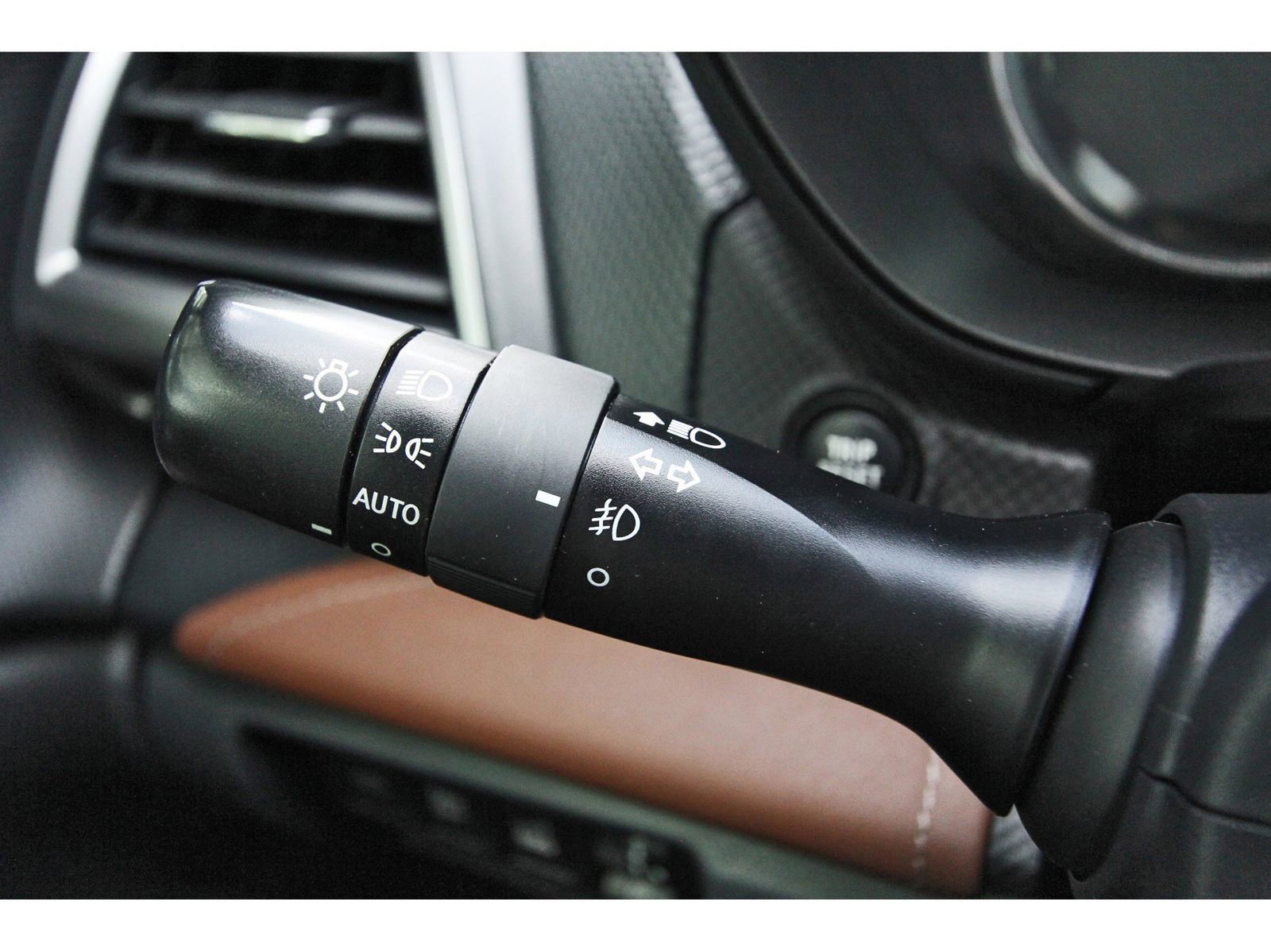 Used 2023 Subaru Forester Touring w/ Popular Package #3 image 17