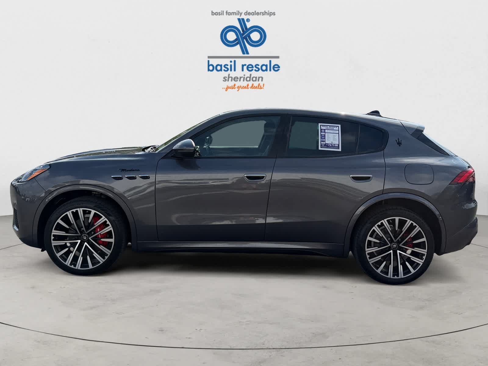 Used 2023 Maserati Grecale Modena AWD/4WD image 3