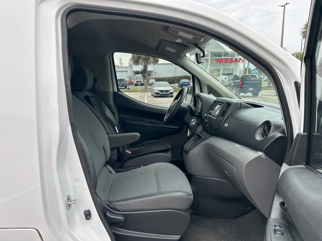 Used 2019 Nissan NV200 SV w/ Back Door Glass Package image 32