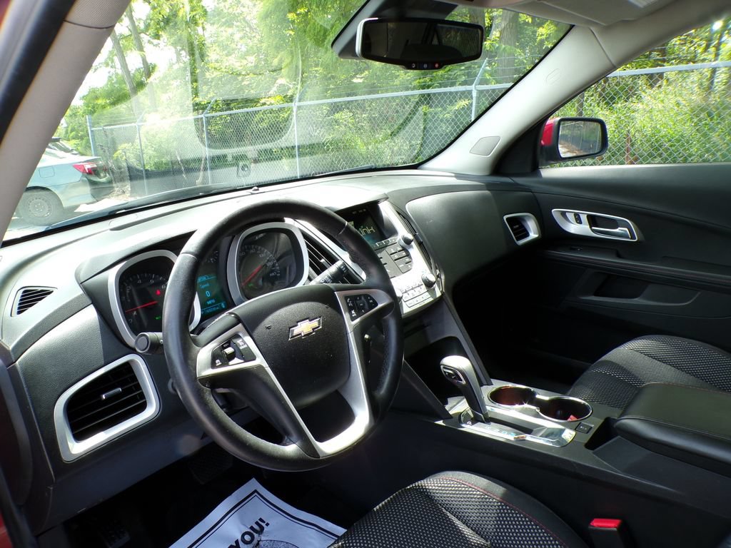 Used 2015 Chevrolet Equinox LT w/ Driver Convenience Package FWD image 11