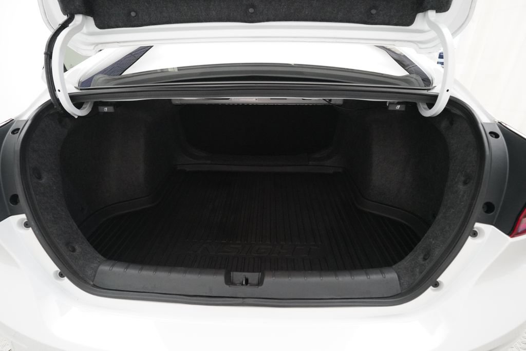 Used 2022 Honda Insight Touring image 10