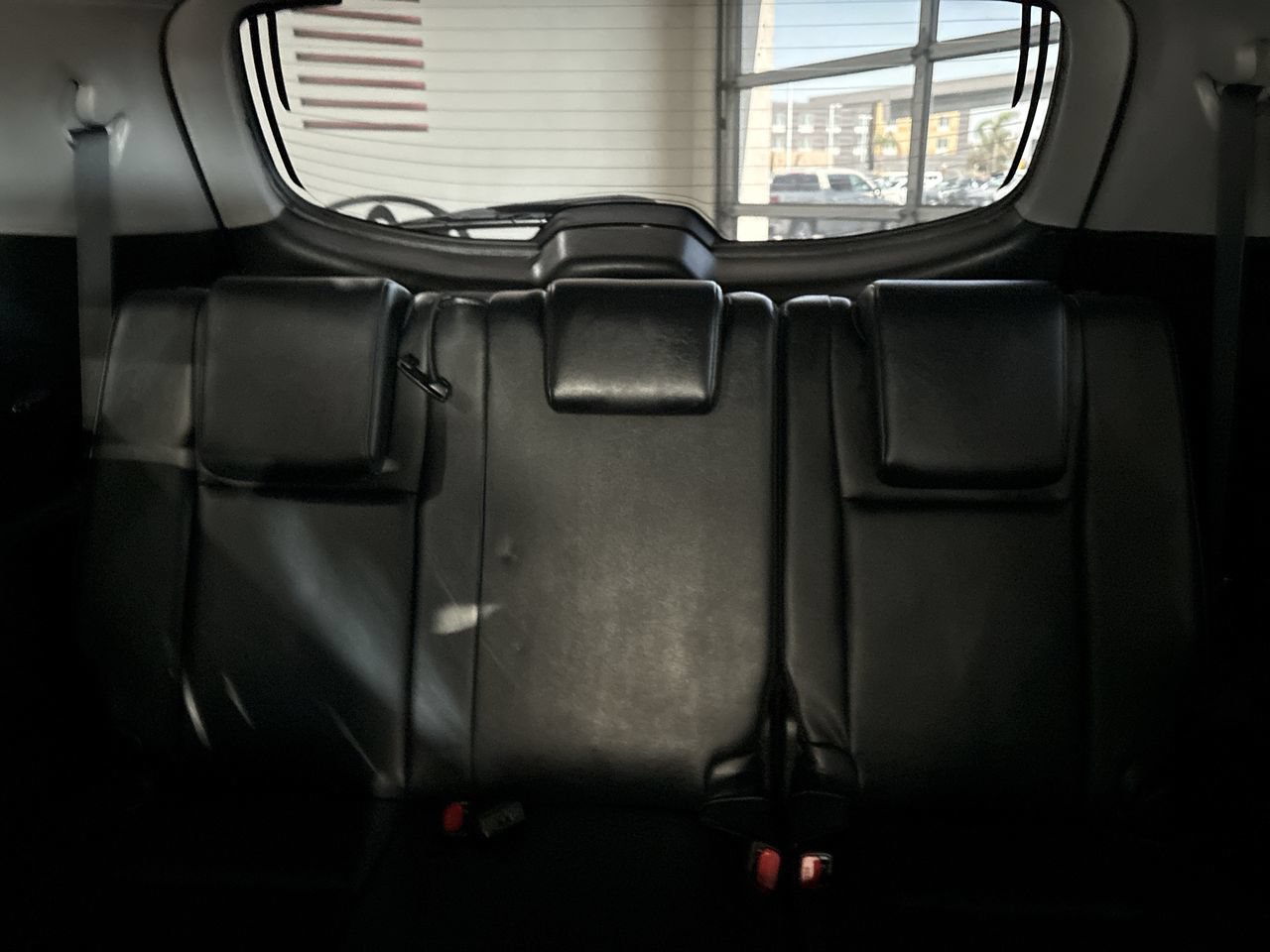 Certified 2019 Toyota Highlander SE FWD image 24
