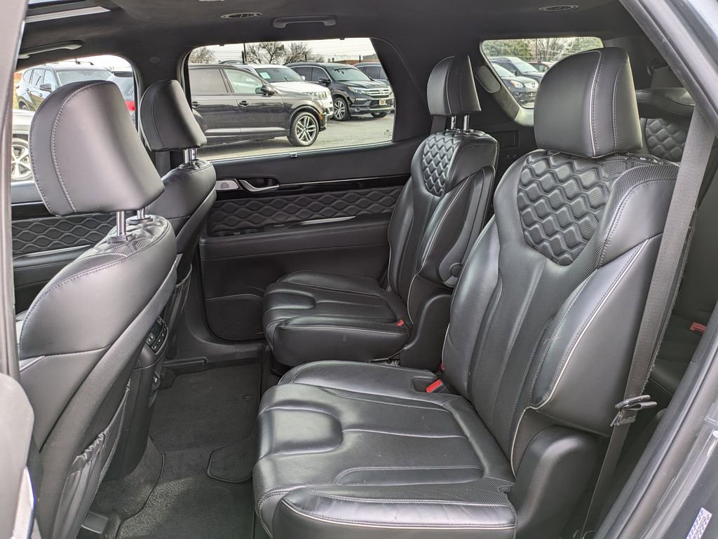 Used 2021 Hyundai Palisade Calligraphy image 14