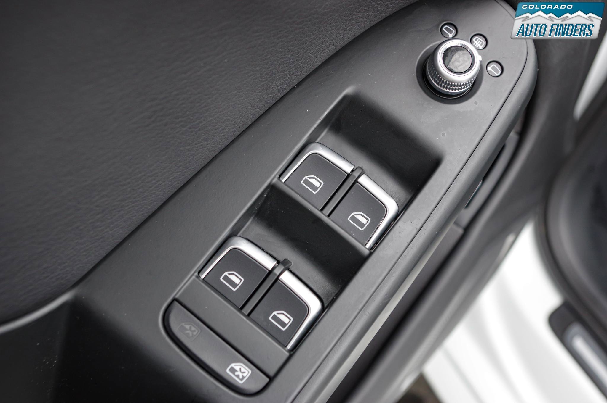 Used 2016 Audi A4 2.0T Premium Plus w/ Technology Package image 11