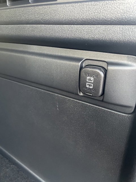 Certified 2025 MAZDA CX-70 3.3 Turbo S w/ Premium Package image 30