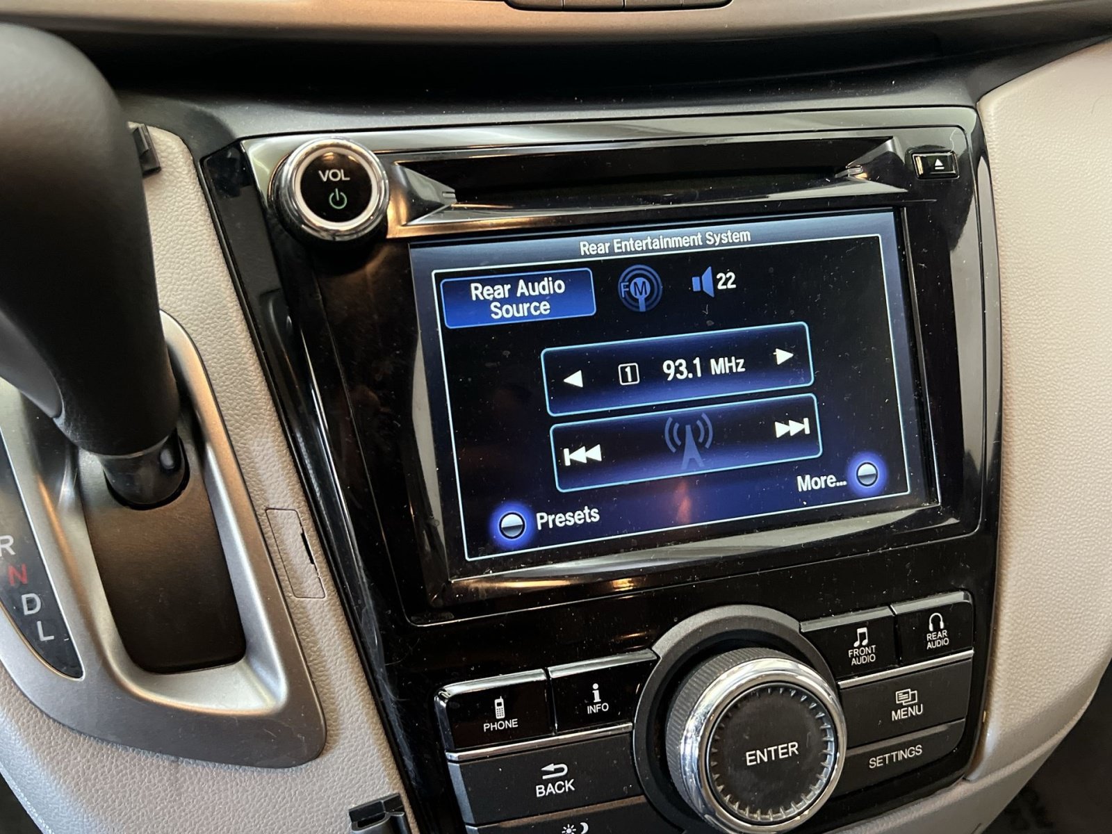 Used 2016 Honda Odyssey SE image 17