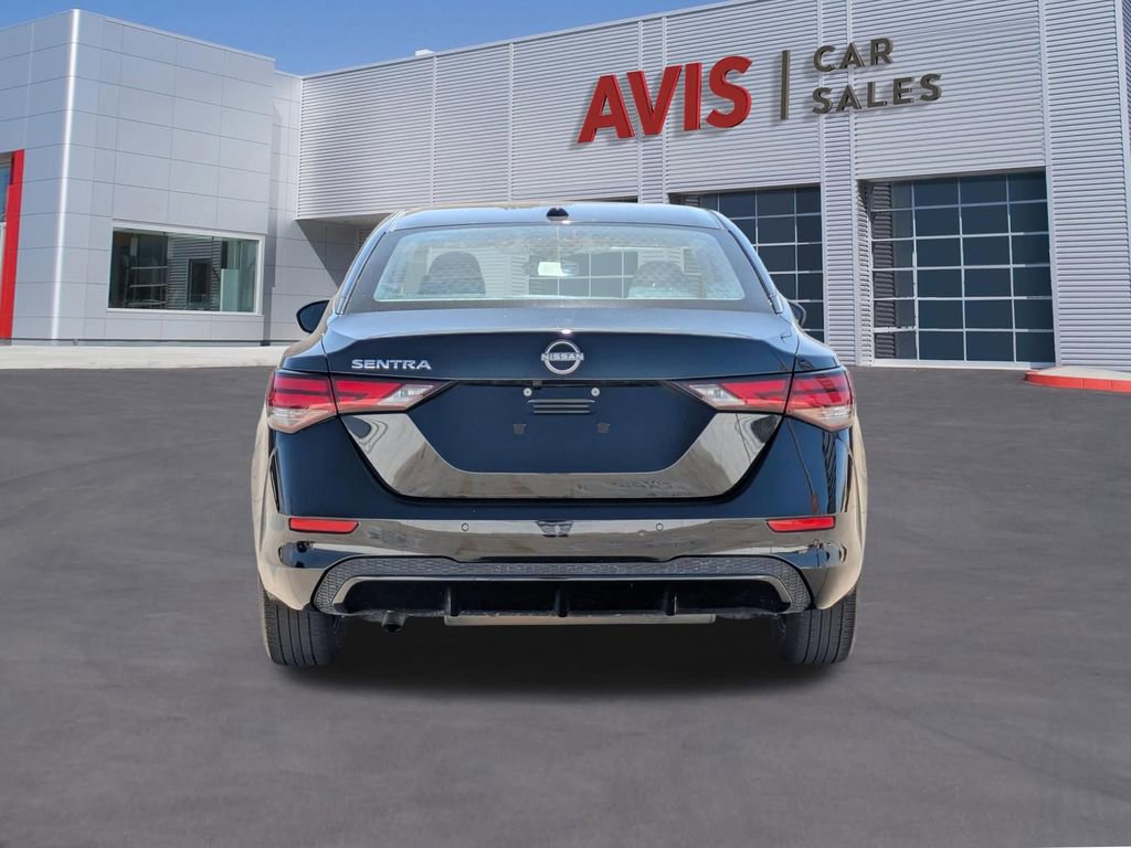 Used 2025 Nissan Sentra SV FWD image 7