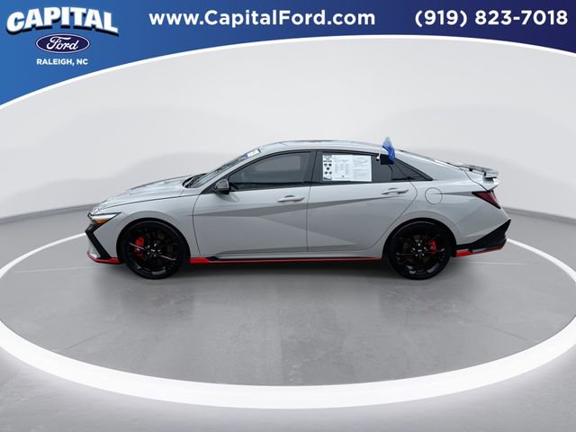 Used 2025 Hyundai Elantra N Base image 5