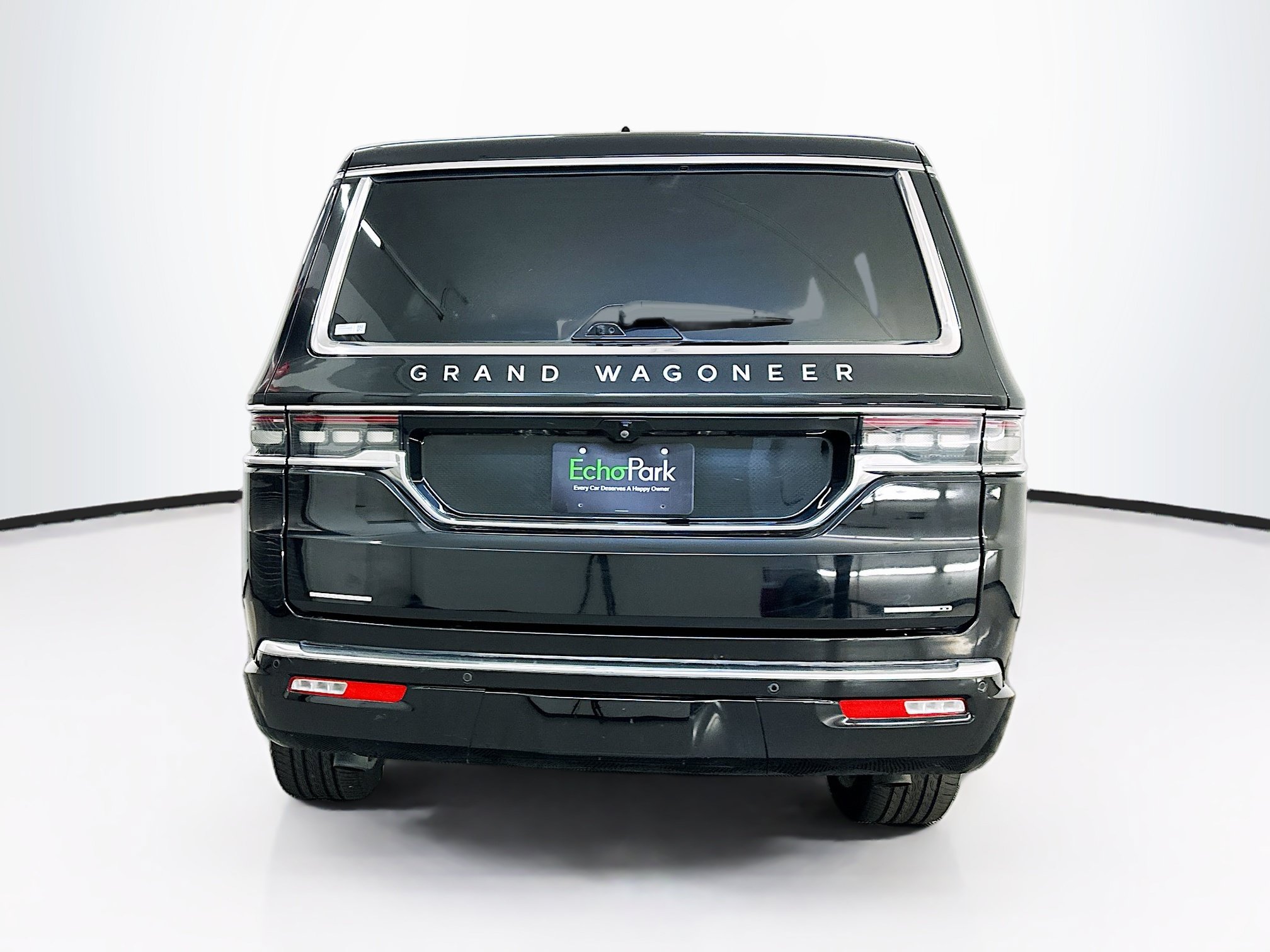 Used 2023 Jeep Grand Wagoneer Series II AWD/4WD image 7