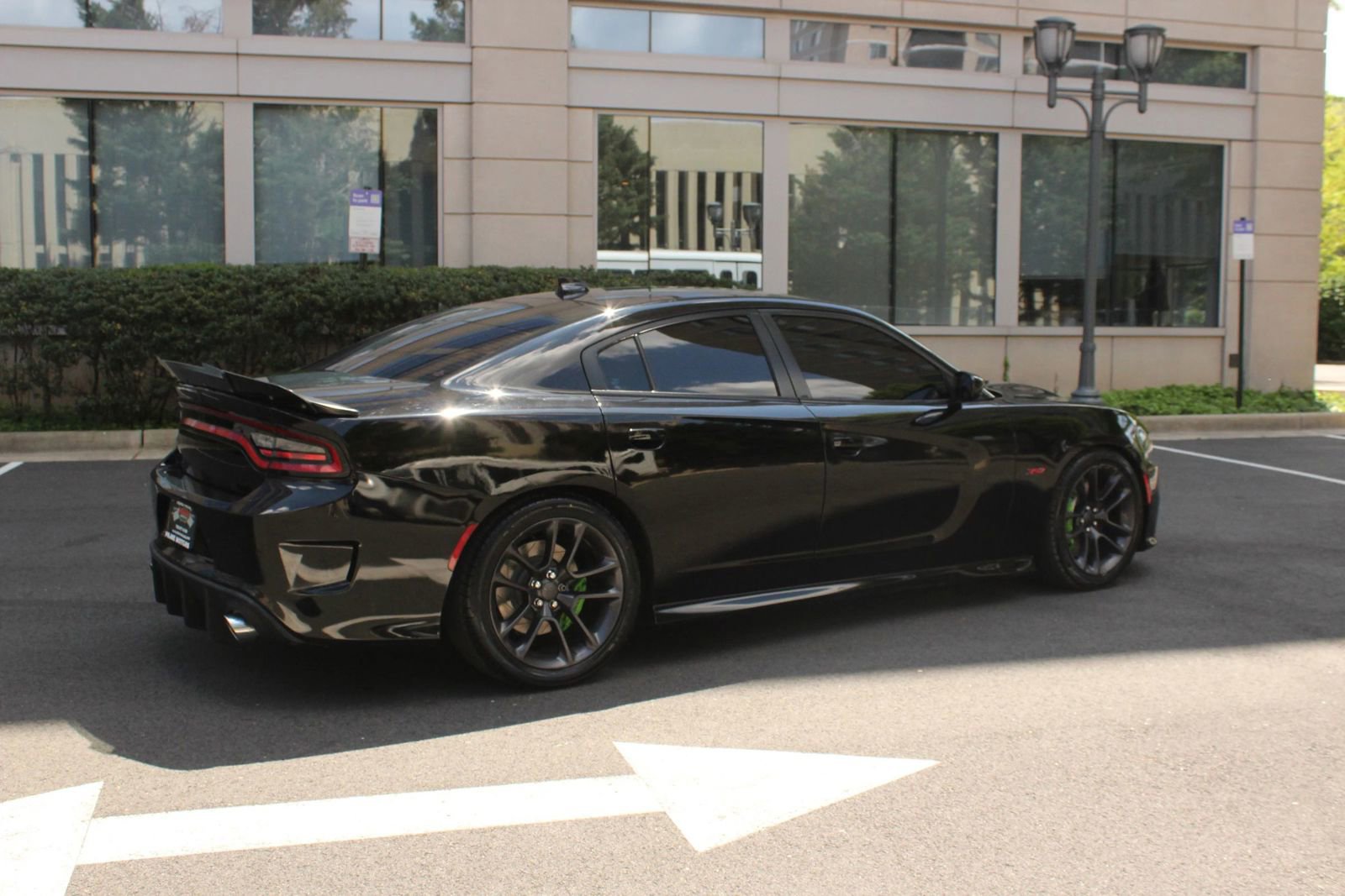 Used 2017 Dodge Charger R/T Scat Pack w/ Dynamics Package RWD image 8