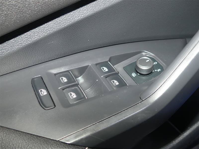 Used 2024 Volkswagen Jetta SE FWD image 20
