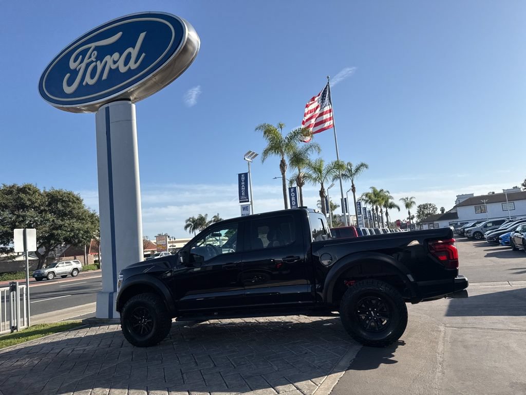 Used 2025 Ford F150 Raptor AWD/4WD image 23
