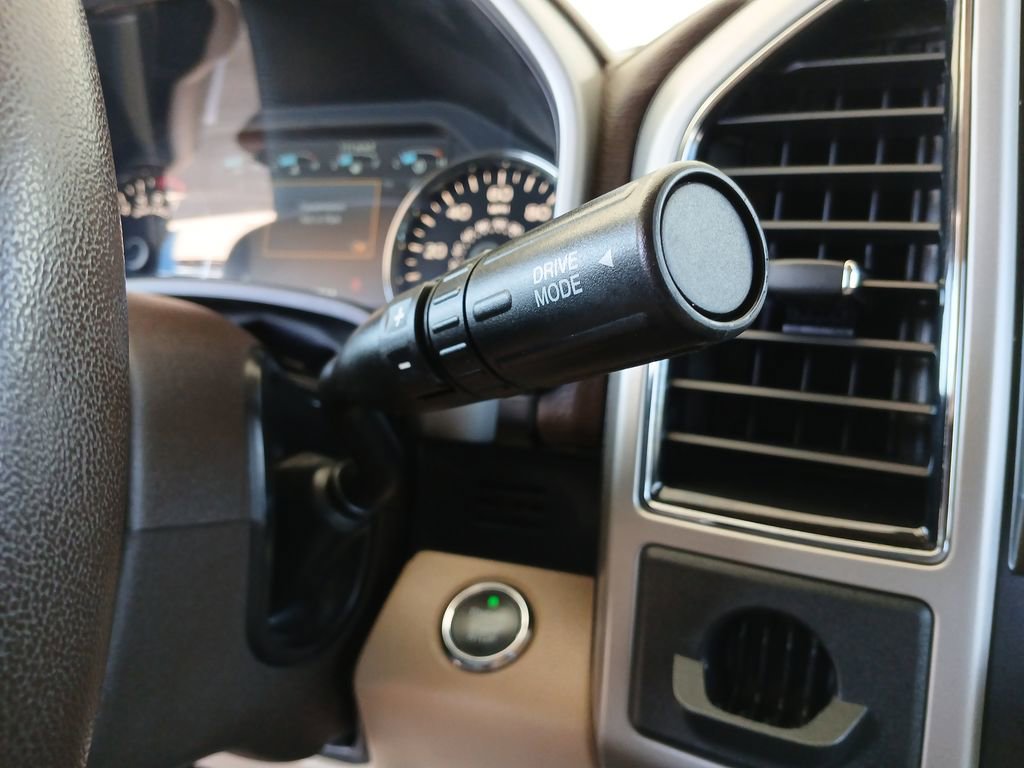 Used 2018 Ford F150 Lariat image 16