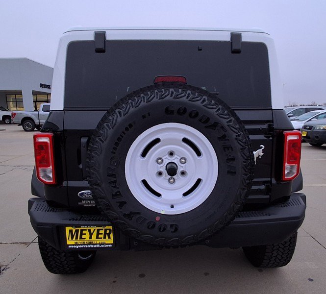 New 2025 Ford Bronco Heritage Edition image 7