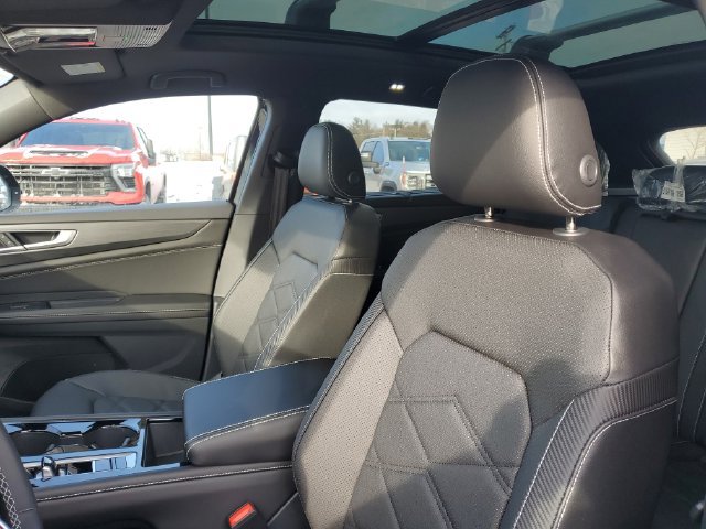 New 2026 Volkswagen Atlas Cross Sport SE AWD/4WD image 12